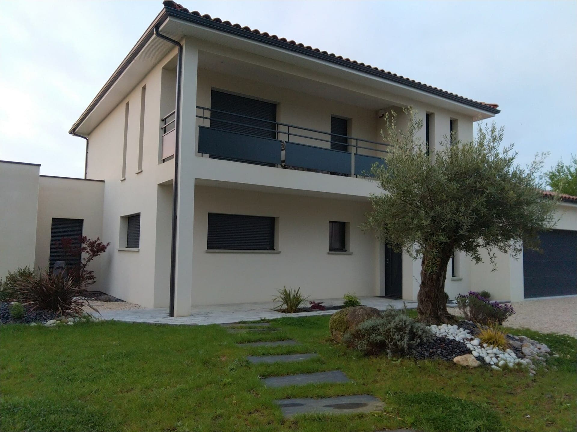 Maison contemporaine en brique réalisée par A.C.E.S dans l'agglomération toulousaine